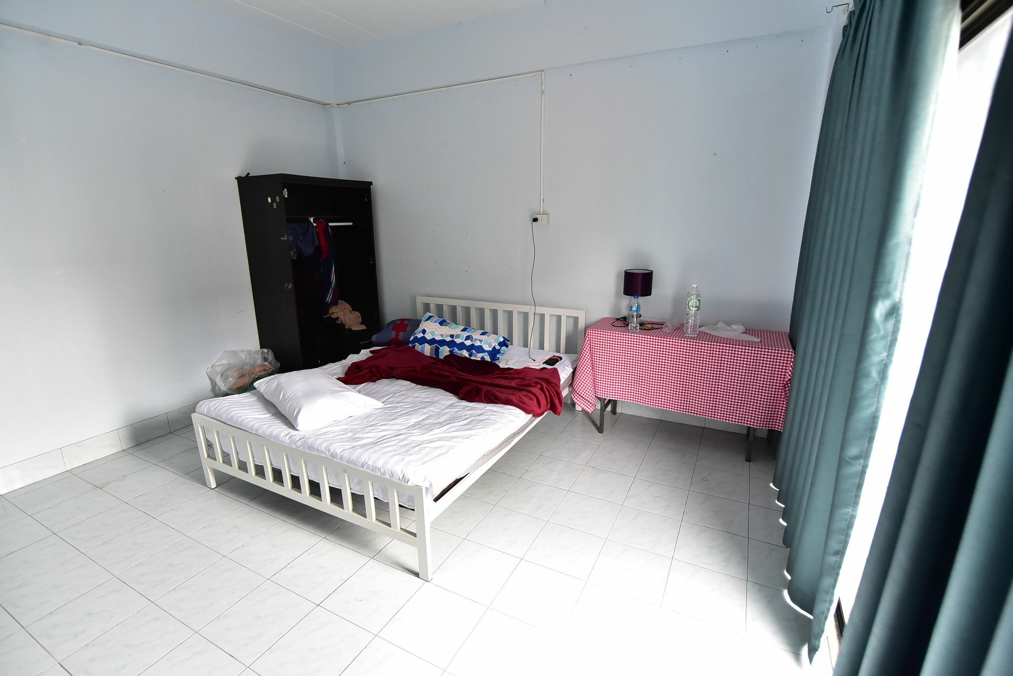 Shady'S Hostel Pattaya Buitenkant foto