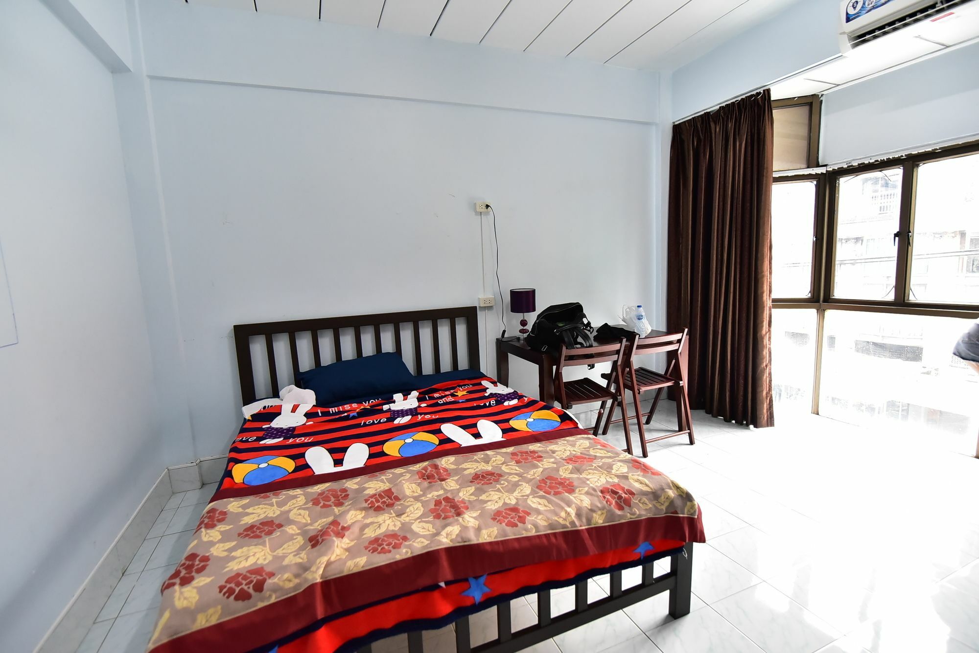 Shady'S Hostel Pattaya Buitenkant foto